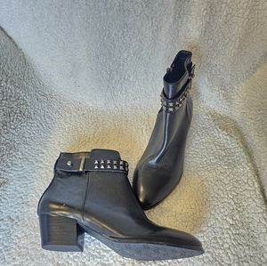 Franco Sarto - NWOT - Quest - black leather ankle boots